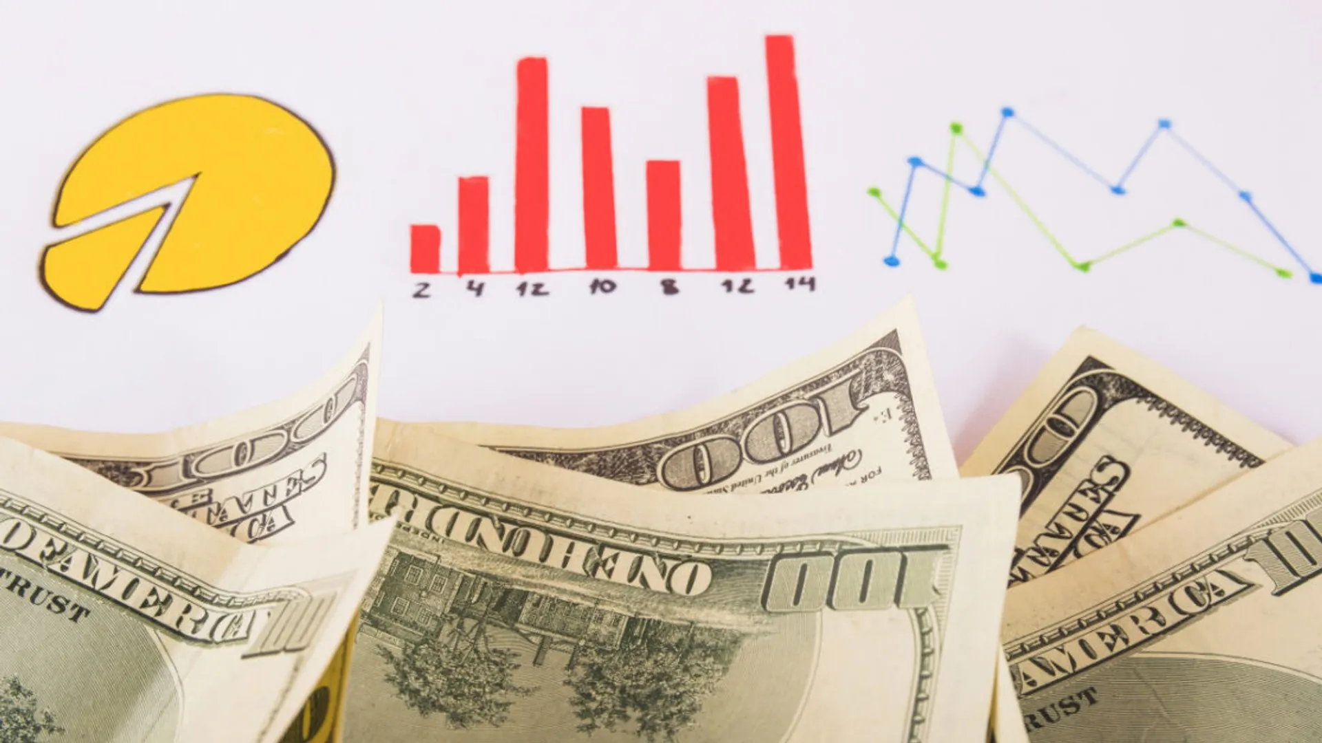 Giao diện các công cụ độc quyền của RIKVIP với đồ thị và biểu đồ phân tích